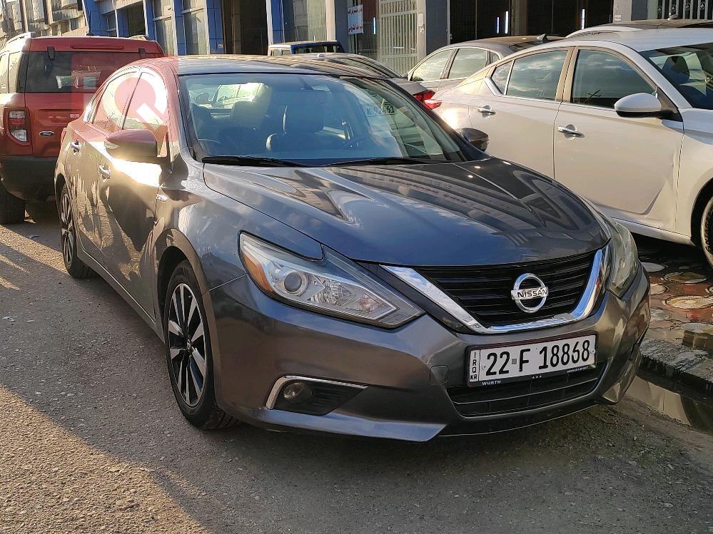 نيسان ألتيما